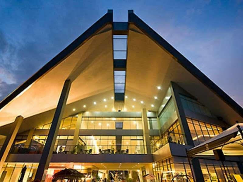 Novotel Manado Golf Resort&Convention Center Exterior foto